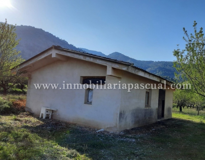 CASA DE CAMPO EN VENTA EN LA PLANA DE MURO
