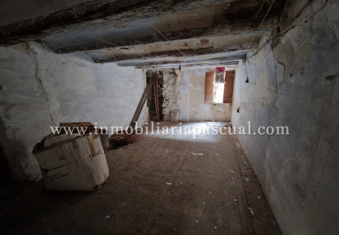 SE VENDE CASA UNIFAMILIAR EN COCENTAINA