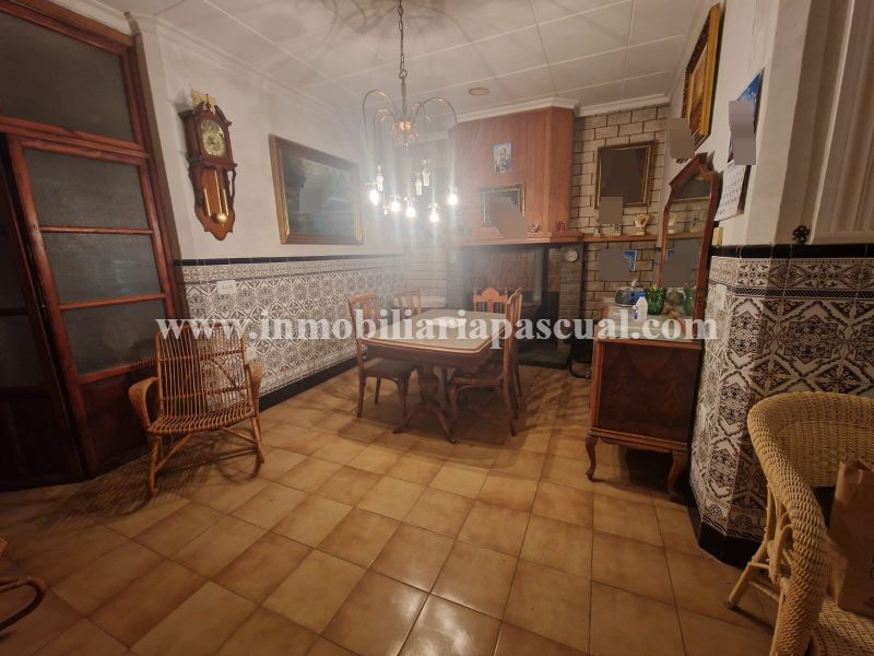 SELGES ENEBOLIG I BENIARRES