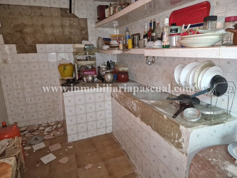 SELGES ENEBOLIG I BENIARRES