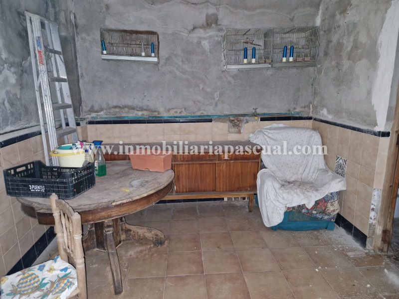 SELGES ENEBOLIG I BENIARRES