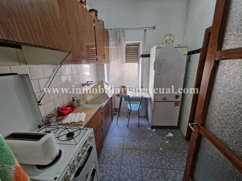 SE VENDE CASA UNIFAMILIAR EN MURO DE CALCOY 