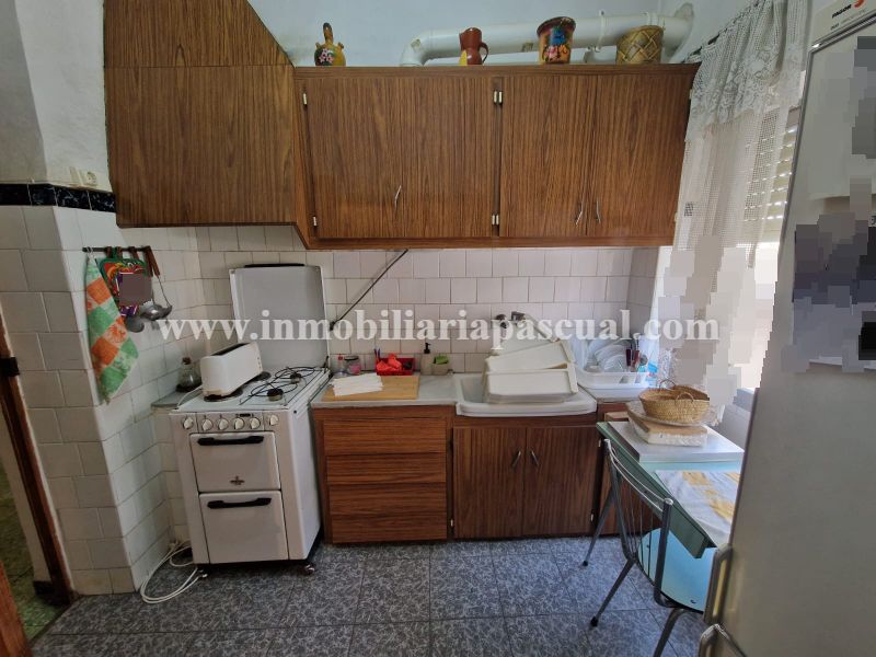 SE VENDE CASA UNIFAMILIAR EN MURO DE CALCOY 