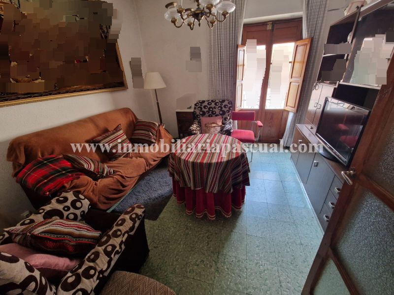 SE VENDE CASA UNIFAMILIAR EN MURO DE CALCOY 