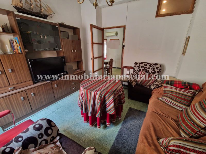 SE VENDE CASA UNIFAMILIAR EN MURO DE CALCOY 