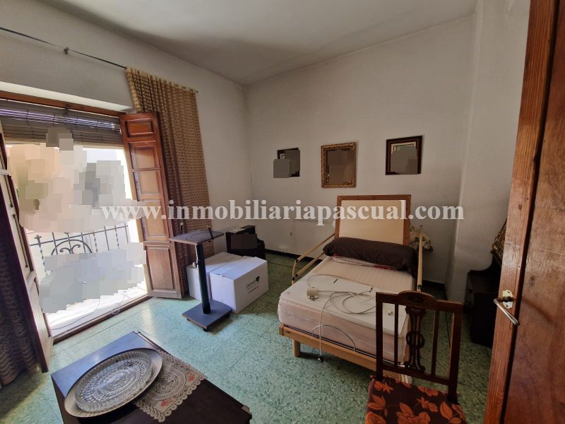 SE VENDE CASA UNIFAMILIAR EN MURO DE CALCOY 