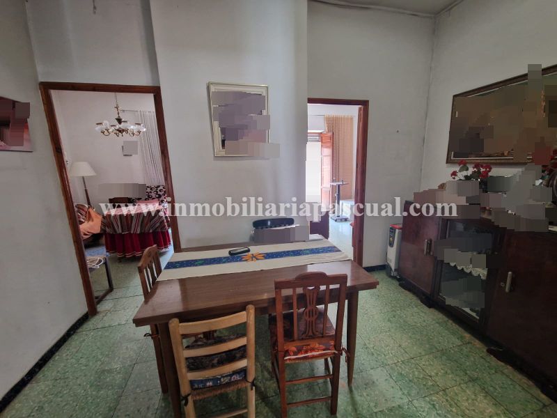 SE VENDE CASA UNIFAMILIAR EN MURO DE CALCOY 