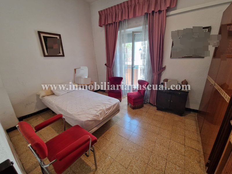 SE VENDE CASA UNIFAMILIAR EN MURO DE CALCOY 