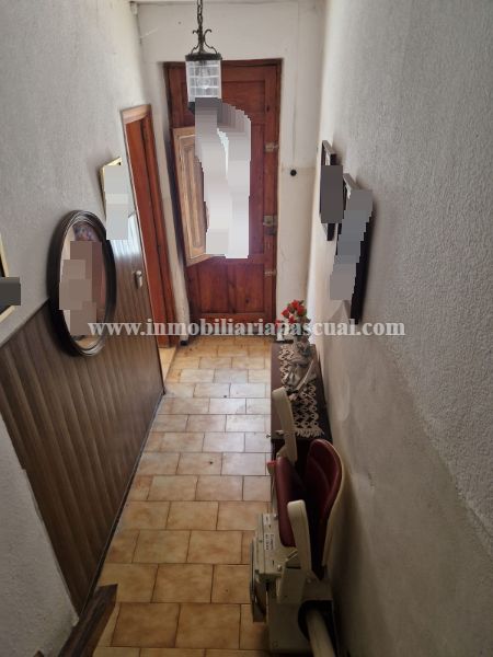 SE VENDE CASA UNIFAMILIAR EN MURO DE CALCOY 