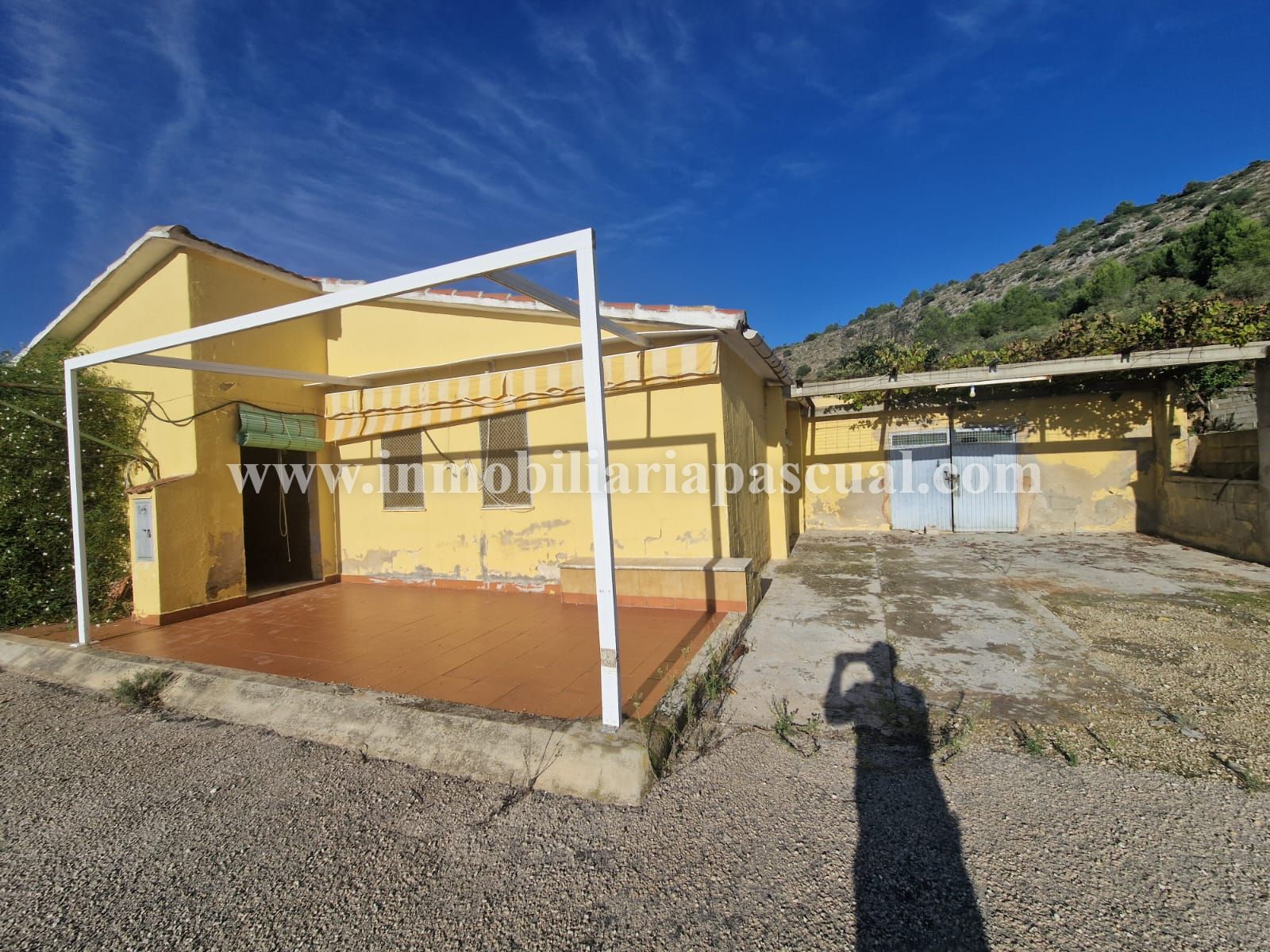 COUNTRY HOUSE FOR SALE IN MURO DE ALCOY