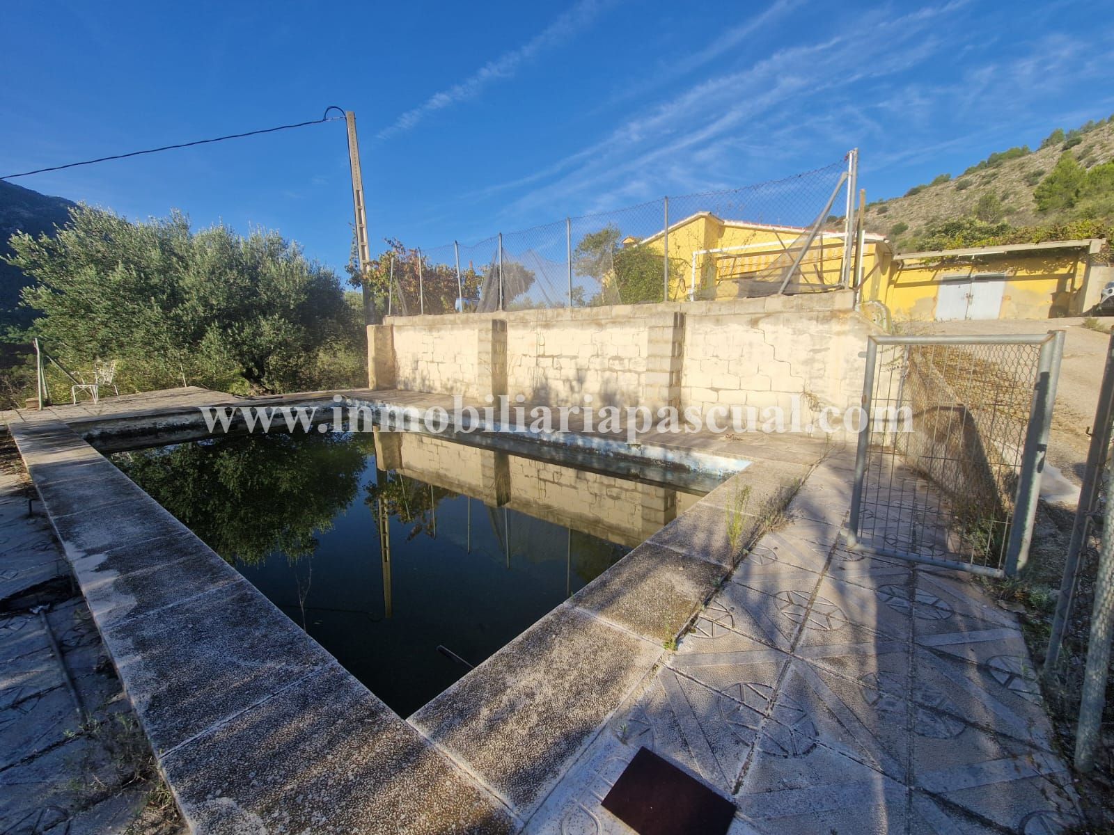 COUNTRY HOUSE FOR SALE IN MURO DE ALCOY