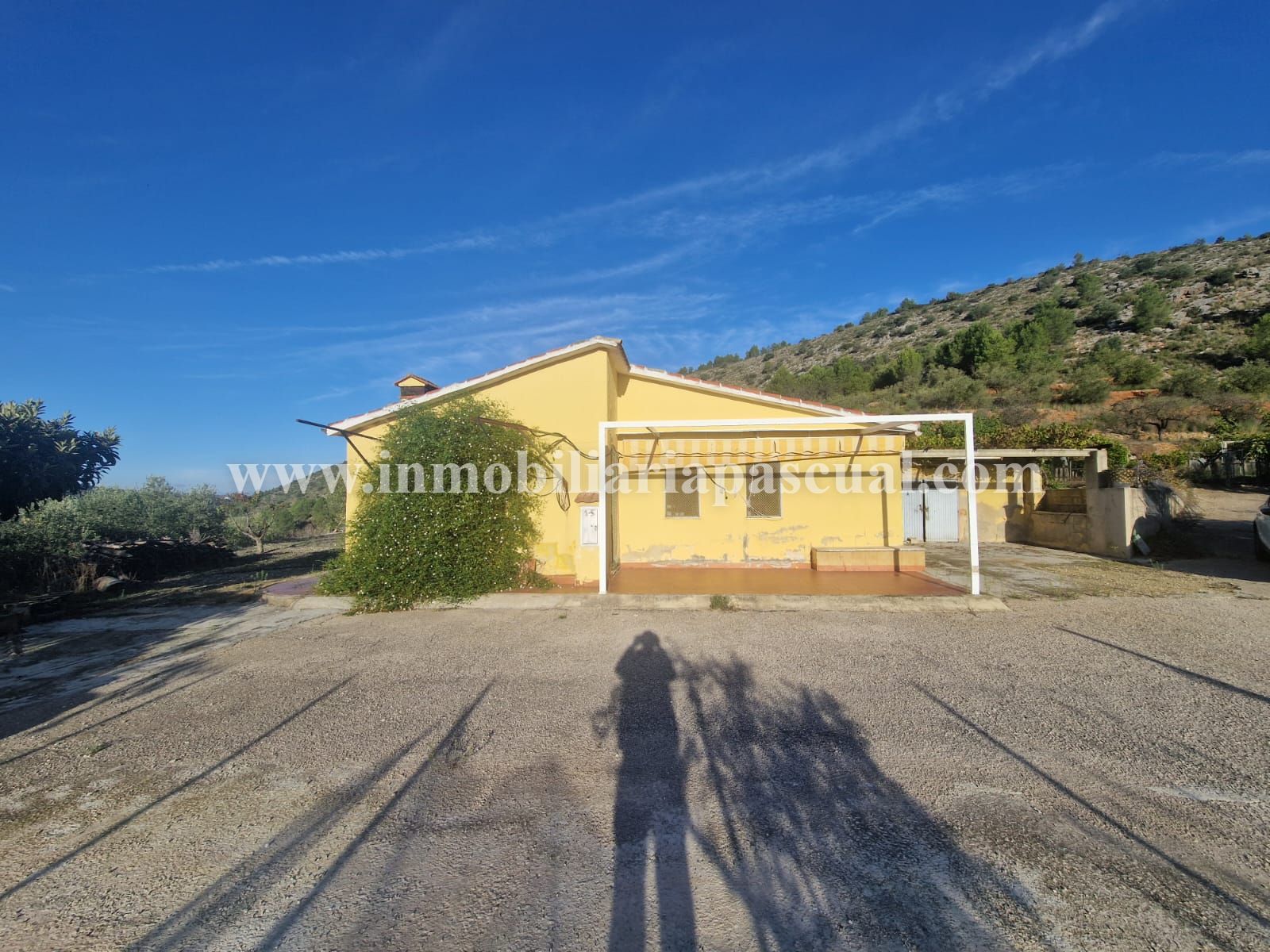 COUNTRY HOUSE FOR SALE IN MURO DE ALCOY
