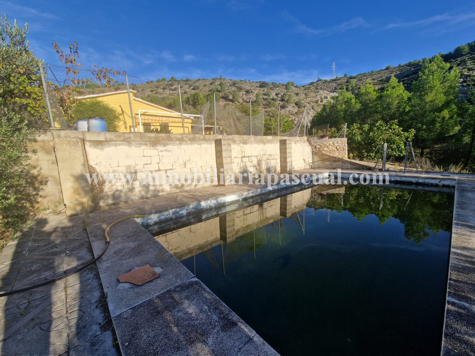 COUNTRY HOUSE FOR SALE IN MURO DE ALCOY