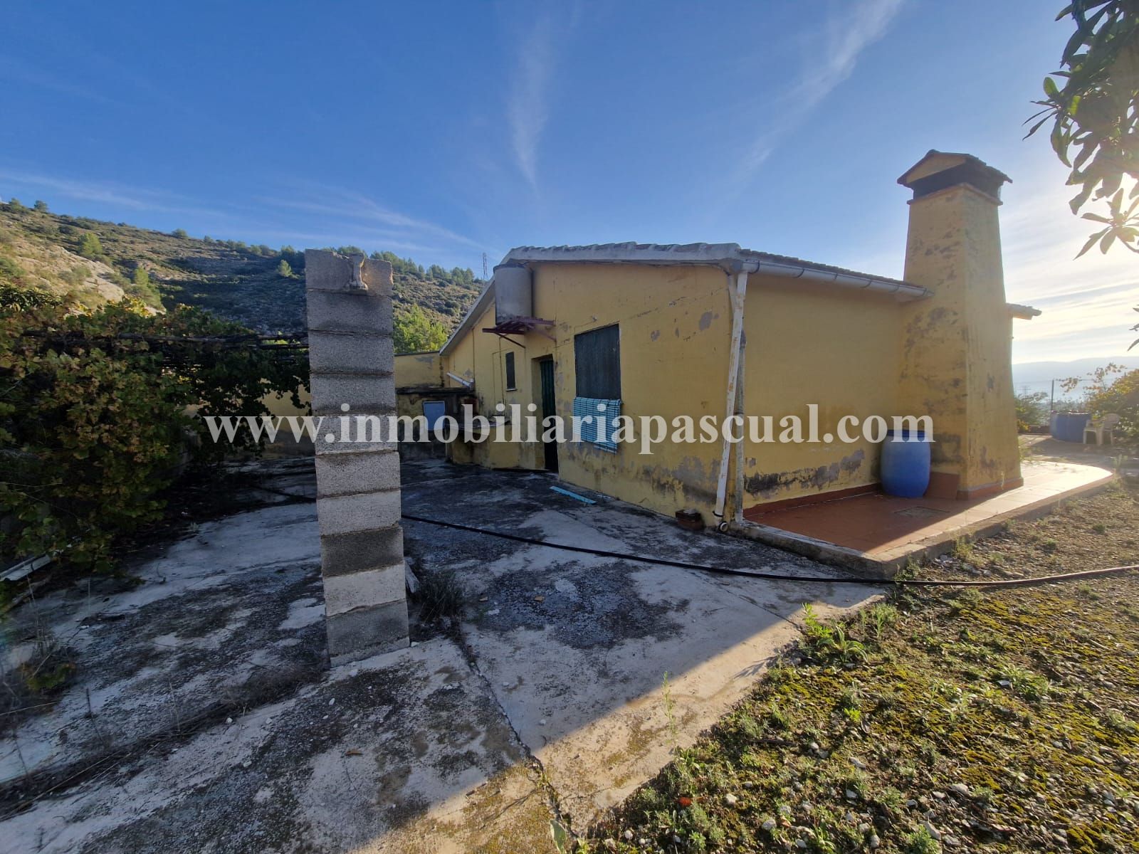 COUNTRY HOUSE FOR SALE IN MURO DE ALCOY