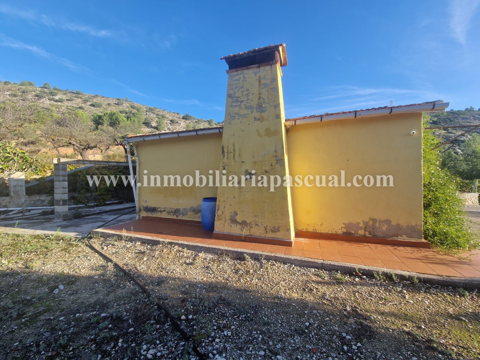 COUNTRY HOUSE FOR SALE IN MURO DE ALCOY