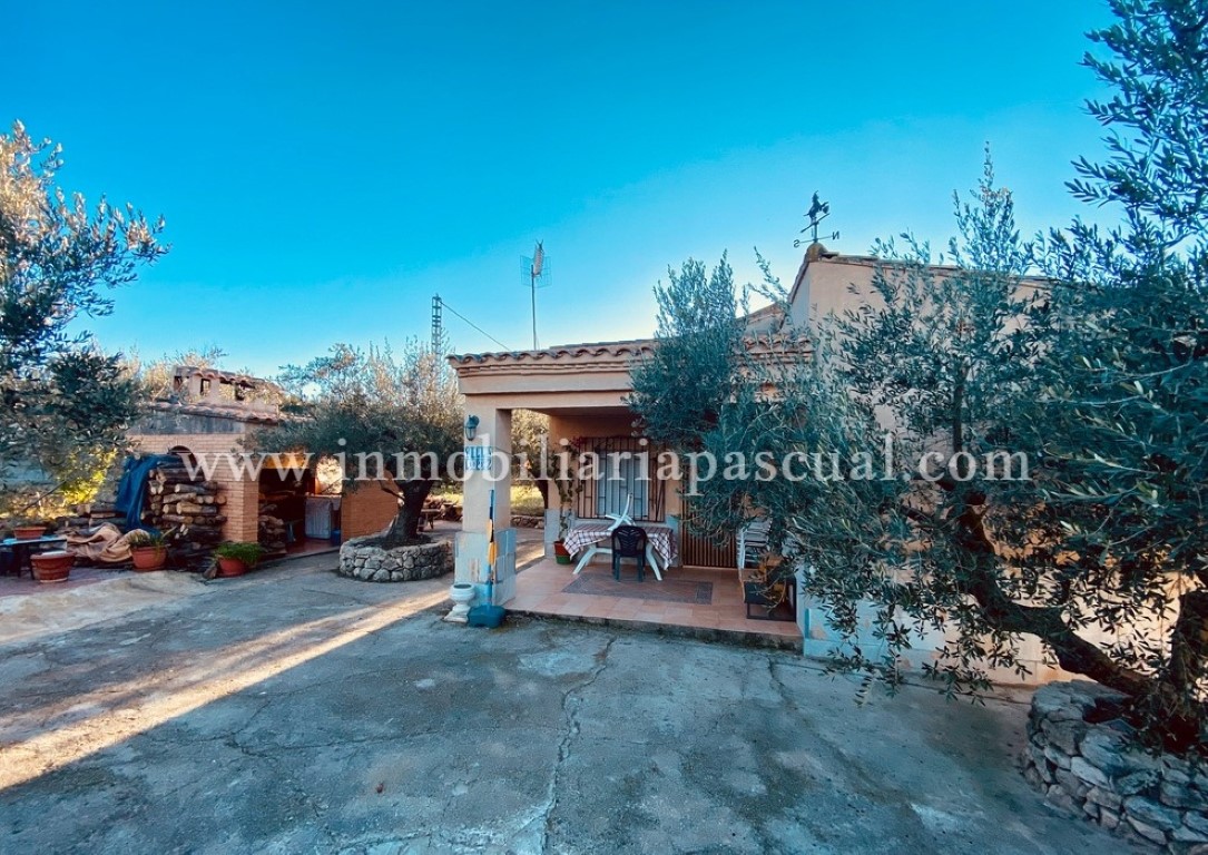COUNTRY HOUSE FOR SALE IN BENIMARFULL