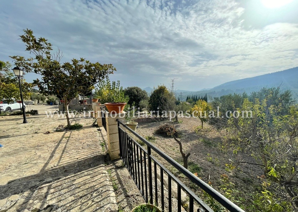 SE VENDE MASÍA EN ALCOY