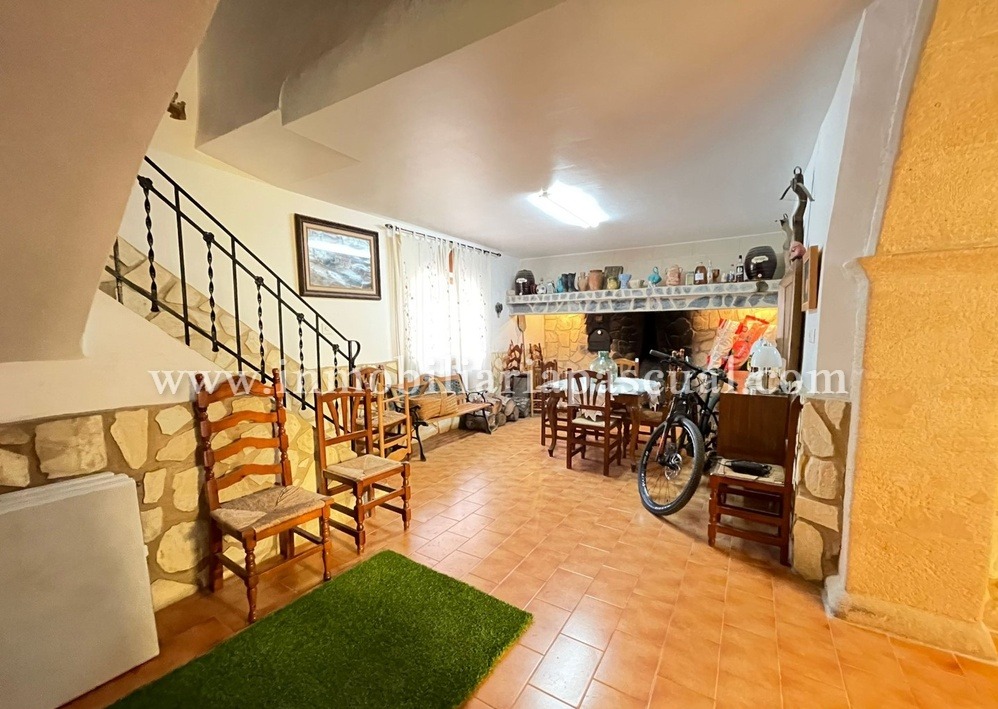 SE VENDE MASÍA EN ALCOY