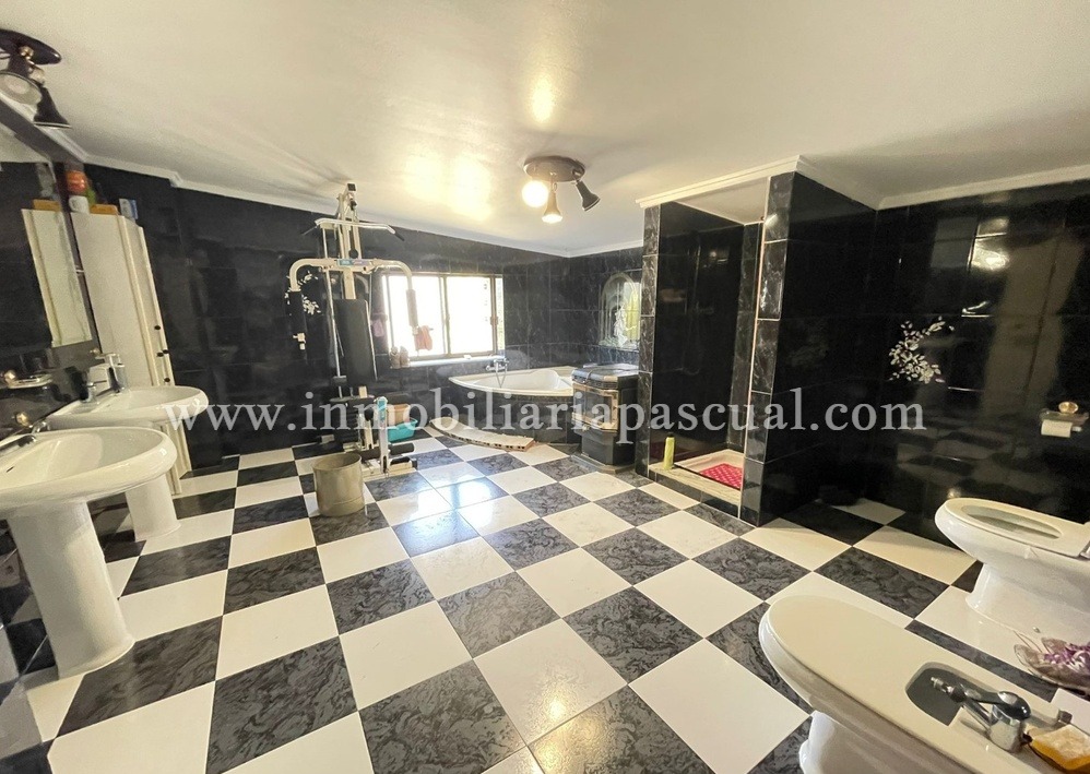 SE VENDE MASÍA EN ALCOY